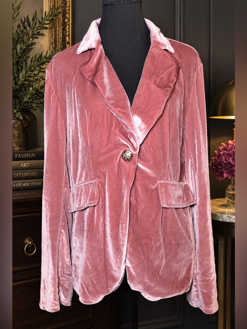 Pink Velvet Blazer L Gold Crest Buttons Romantic Coquette Art Deco Glam